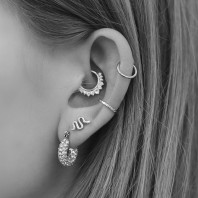 Oor piercing sieraden